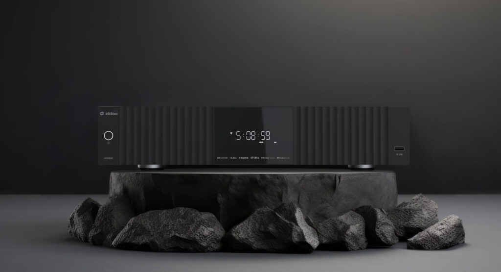 UHD8000